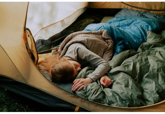 How to Replace a Zipper on a Sleeping Bag